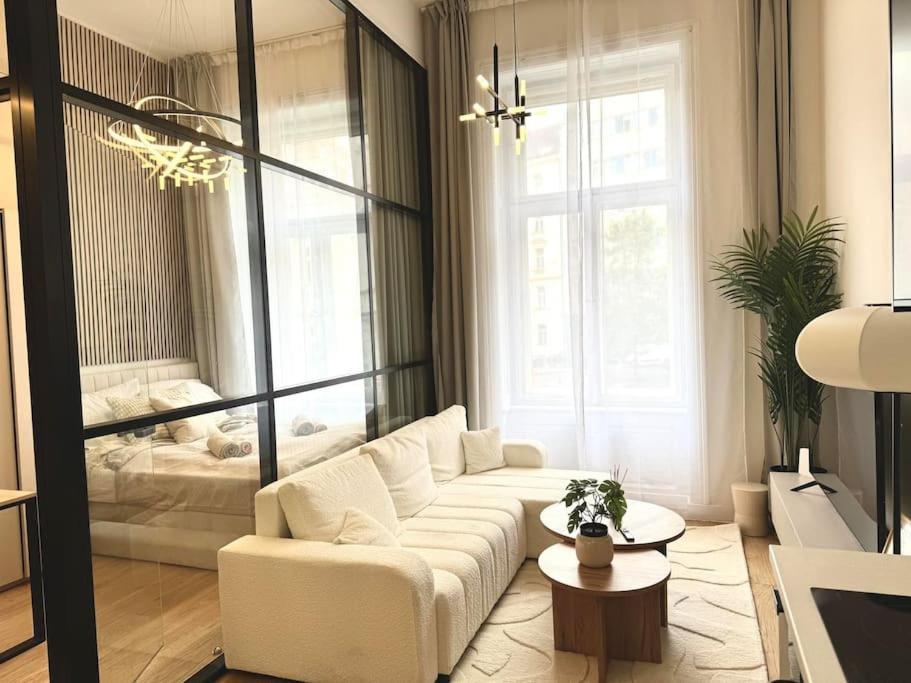 5 Min Dancing House Apartment Prague, Luxury And Modern Exteriér fotografie